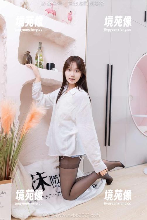 BoBoSocks袜啵啵 - 叠穿白棉袜的那些趣事：小甜豆的私拍图片送上欢乐！