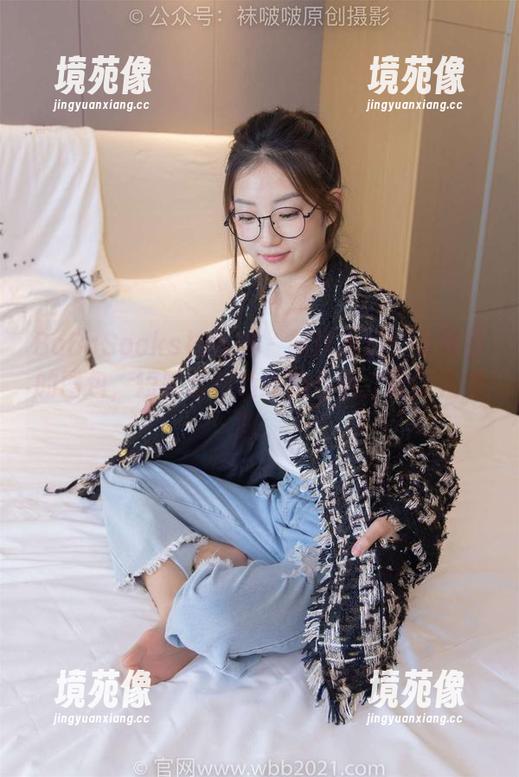 BoBoSocks袜啵啵 - 新鲜出炉！小甜豆的图包，短黑丝和随意的自信，真让人羡慕。