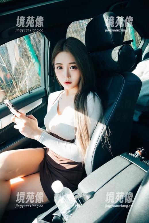 看了Bomi(普美)的毛衣，下载了套图，不知不觉我也成了一个毛衣拼图专家～