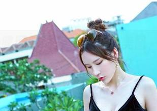 Feilin嗲囡囡 – 姝姝妹妹的美图，一张壁纸里有多少秘密呢？