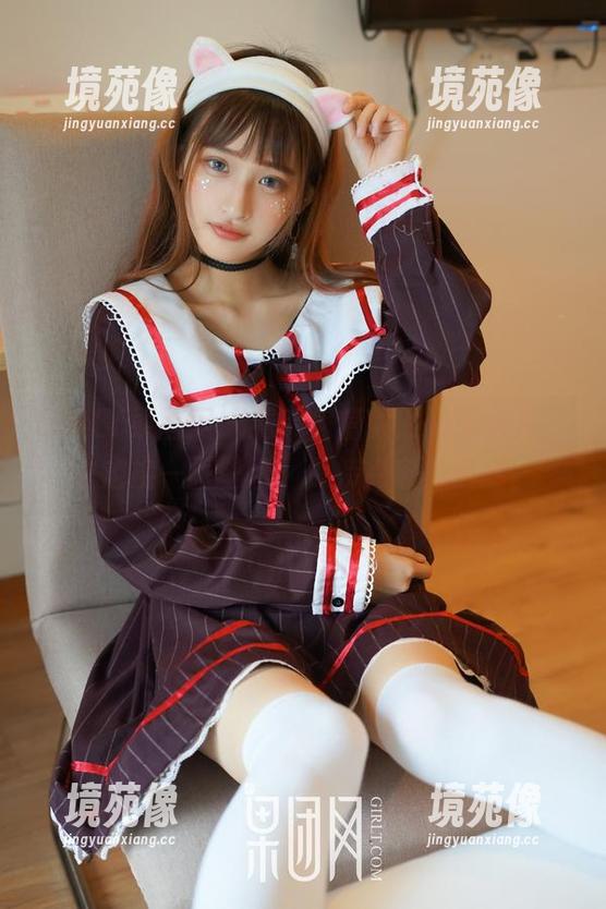 GIRLT果团网 - 看完何嘉颖的浴室大片，决定换一面壁纸，保持点审美选择。