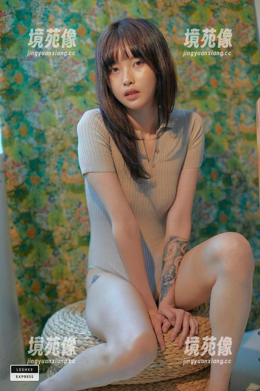 GMS(고말숙)的美腿，无敌美图，轻松下载，快来加收藏呀