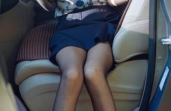 HuaYang花漾 – “顾欣怡的礼服：穿上之后，我已经开始考虑选哪个红地毯了！”作品集＆写真合集