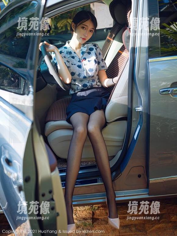 HuaYang花漾 - “顾欣怡的礼服：穿上之后，我已经开始考虑选哪个红地毯了！”作品集＆写真合集