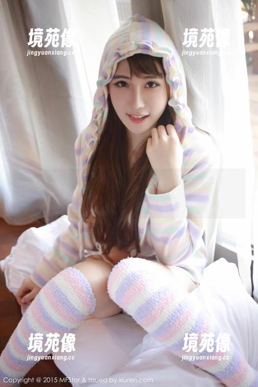 MFStar模范学院 - SiByl李思宁居家写真集：最新的慵懒日常与猫咪的默默陪伴