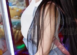 MiiTao蜜桃社 – 我要分享给每一个好友，搭配陆萱萱Cecilia美足的壁纸原图