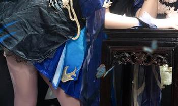 无圣光的PoppaChan少女：活色生香，我这脑袋能自发挥！