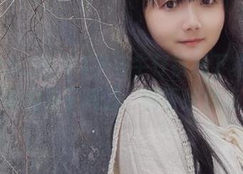 Sayako＿今年4岁与牛仔裤线下相约，在线接入她的裤子资源，能否给你点灵感？