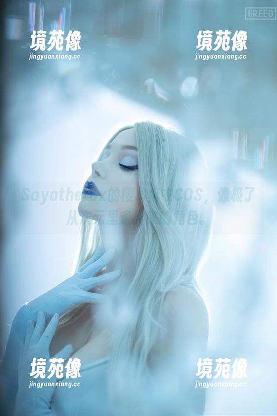 Sayathefox Sayathefox的樱岛麻衣COS,像极了从次元里走出来的角色。