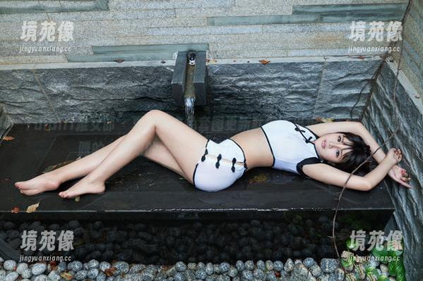 TuiGirl推女郎 - 夏婉婉白色套图更新就像刚出炉的米饭，热腾腾的，绝对的“白”亮登场，好想多看几眼！