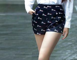 TuiGirl推女郎 – 李丽莎最新体操服，图片里的她，会不会不小心把我的心也折断了呢？
