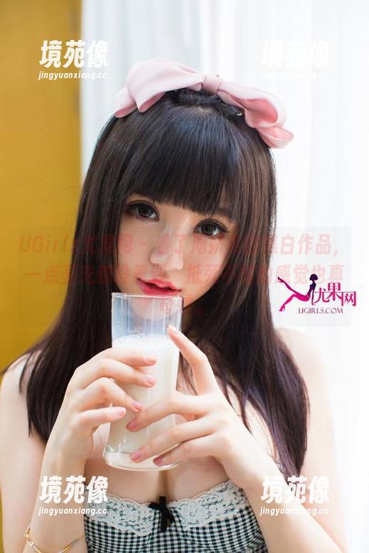 UGirls尤果网 - 看了周妍希的黑白作品，一点圣光都没看到，抵死不悔的感觉也真奇妙。