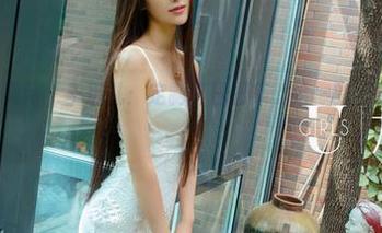 UGirls尤果网 – 王瑞儿：定制夏日图集，给你的目光加点盐！？