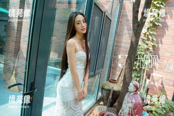 UGirls尤果网 - 王瑞儿：定制夏日图集，给你的目光加点盐！？