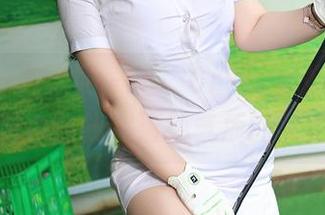 Xiuren秀人网 – 看，Cris_卓娅祺在少儿图书馆也能找到清纯气质的私拍资源！