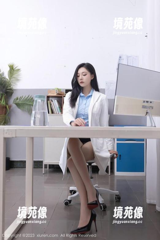 Xiuren秀人网 - 李宓儿最新黑丝图，图片中藏着一种无声的吸引力啊……