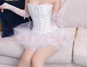 Xiuren秀人网 – 双人快乐——茜茜Kimi的无圣光写真，一点小火花？