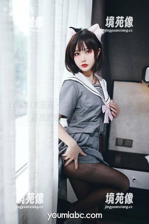 YouMi尤蜜荟 - 全套！郭忆然的眼镜秀，真想把她的配件借来试试。