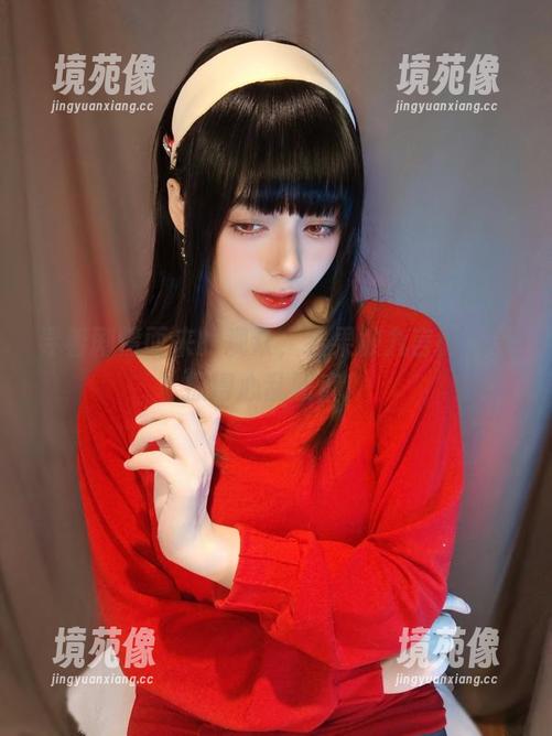 寻着剧情而来的观众，结果被九言的图片撩得心乱如麻！