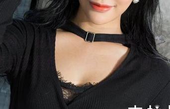 克拉女神 – 私房写真：赵雨静的泳装秀，难道这就是传说中的“水上仙女”？