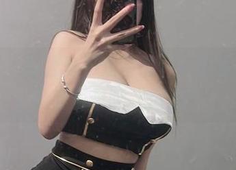 微密圈 – 办公室不止有文件，兔宝妮to的全套写真呼之欲出！