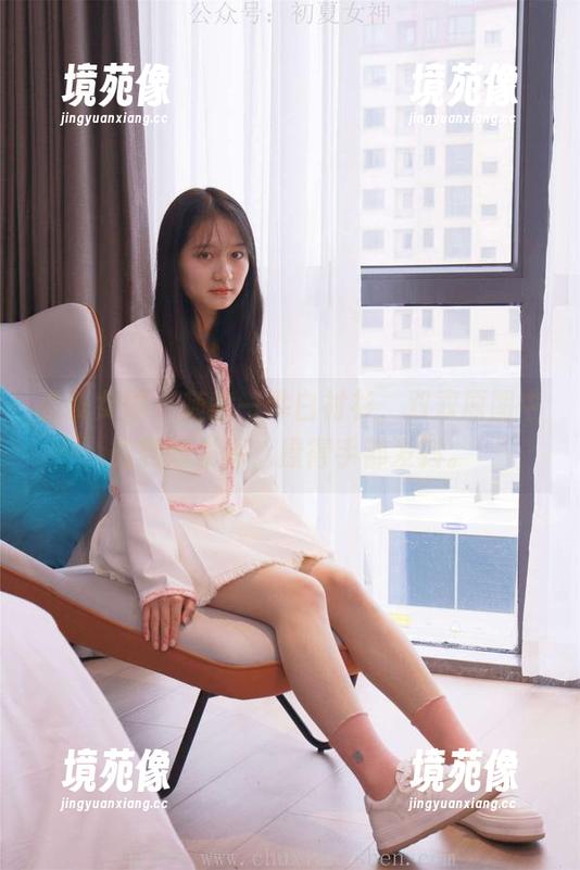 初夏女神 - 随意一件白衬衫，双双原图中的微妙发挥，撩得手都发抖。