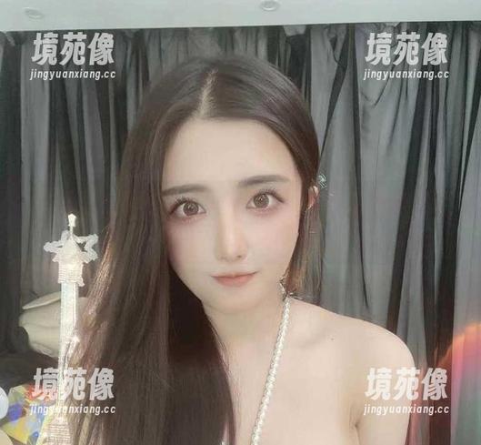微密圈 - 看古阿扎如何演绎网袜：这种套图好像从未见过