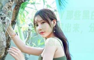 嗲囡囡 – 在施忆佳KITTY那些黑白美图中，感情竟然被一点点挖掘出来，分享，额，顺便想想…