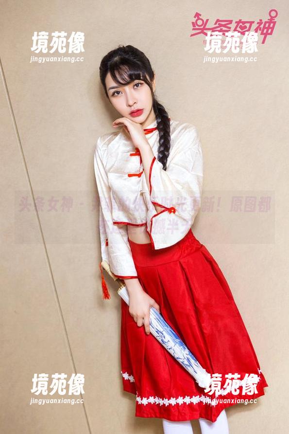 头条女神 - 尹菲的快乐时光更新！原图都在这里惊撼半天