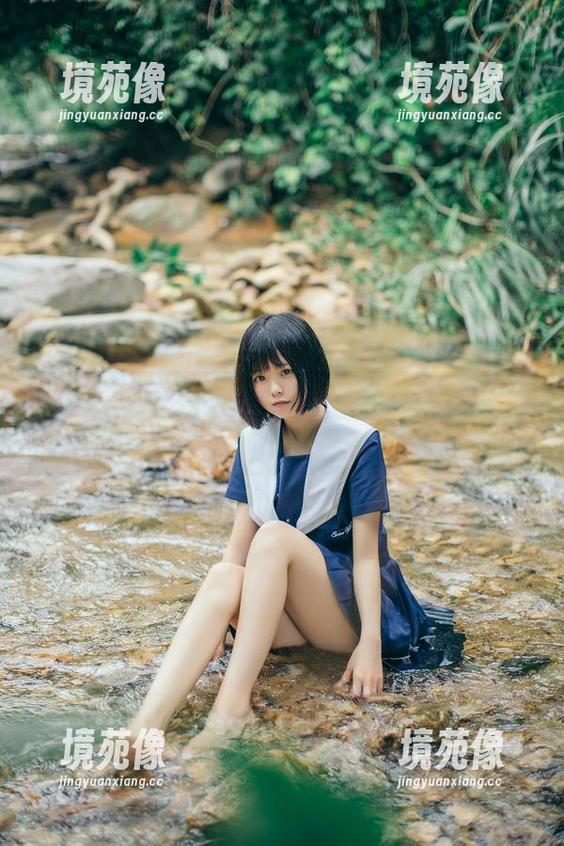 小野妹子w 猜猜小野妹子w在照片里的双马尾正在偷偷思考什么呢?