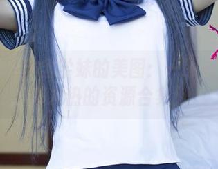 尤果网 – 含含学妹的美图：一眼看去后背都发热的资源合集！