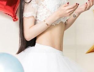 尤果网 – 定制兔女郎造型，王尔琳又在调动观众的神经。