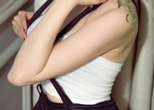 尤果网 – 小心，苏糯米的水手服美图合集，可能会让你想“开船”！