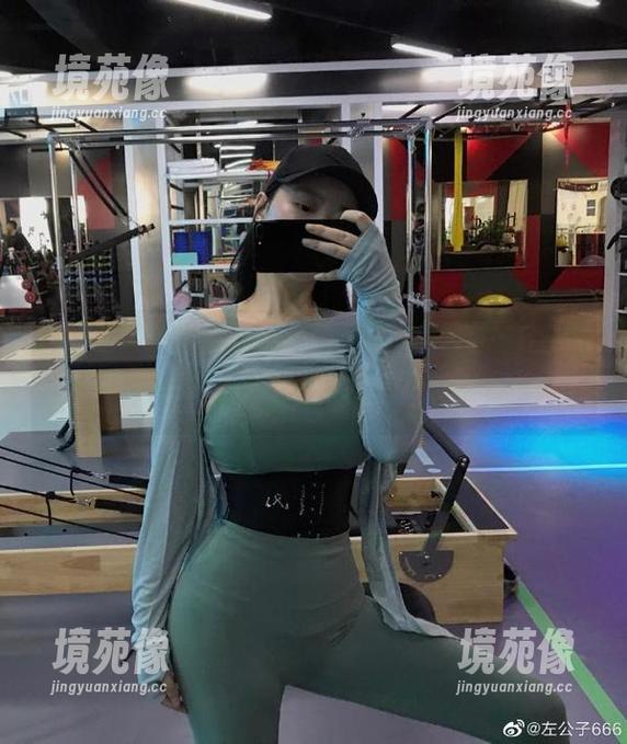微密圈 - 当黑丝遇上镜头，左公子666的作品集更新了，快擦亮眼睛！