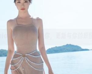 当年年Nnian的水手服遇上你，更新与你的原图小故事！