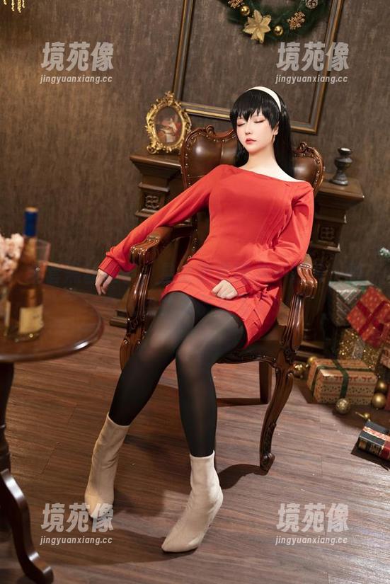 全套黑丝在手，星之迟迟图片一打开，整个人的状态都要飞了！