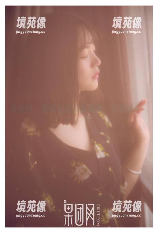 果团网-周妍希 果团网 - 周妍希的透明作品,下载后小心走光哦!
