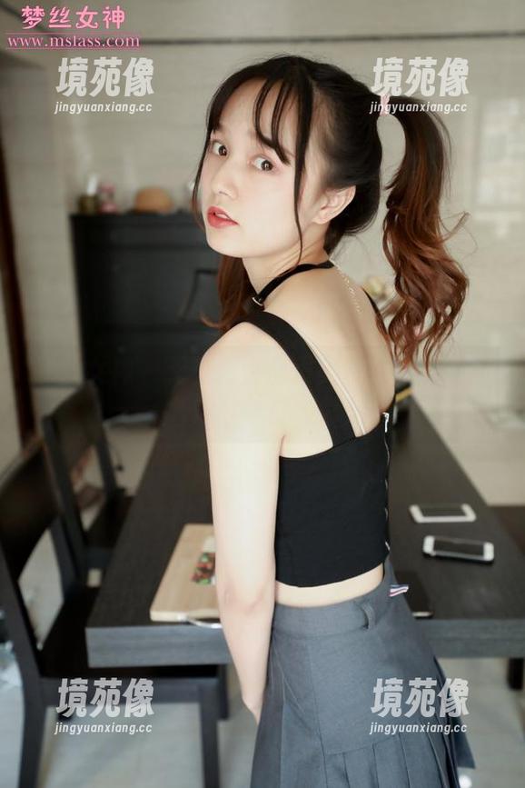 梦丝女神 - 无圣光也能很美？雪馨和她的JK黑丝袜打破常规
