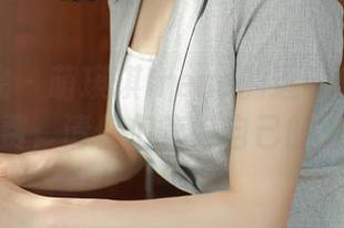 模范学院 – 萌琪琪Irene的透明套图终于免费，请你们管好自己的心！