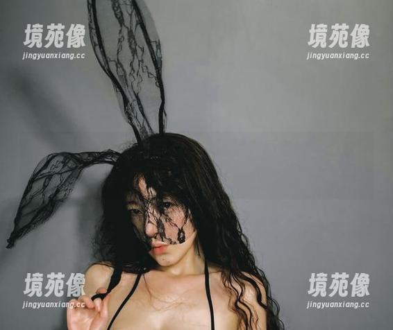樱晚gigi这一套吊带cos，满足你所有的“想象”吧！