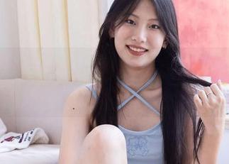 物恋传媒 – 小竹的新作：美腿、变美、无责任看了只想感慨人生。