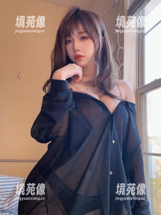 套图里的狐洛洛子，一个自拍搞定所有心动时刻？