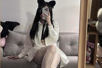 微密圈 – 玫桃泡芙的紫色图片合集，看完不跑的心都馋了。