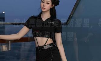 秀人网 – 在小嘉敏的美足资源里，寻找那一丝禁忌的渴望。