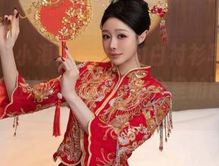 秀人网 – 小海臀Rena的白衬衫写真集，现在下载正好，不怕被办公室的同事发现。