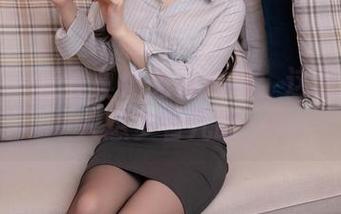 秀人网 – 江真真携免费作品：这制服真让人想多看几眼…