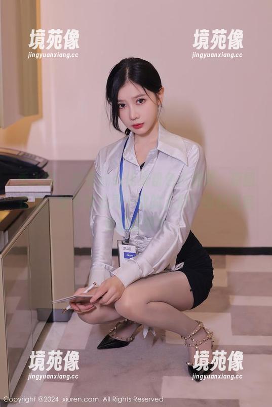 秀人网 - 糖豆sisi化身粉色小精灵，原图在此，分享给心灵一致的人们！你们到底在想啥呢？