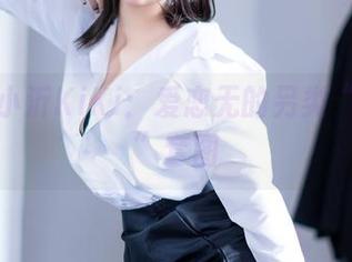 高清蓝小沂KiKi：爱恋无的另类“伪浪漫”套图