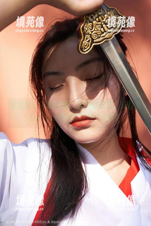 蜜桃社-陆萱萱Cecilia 蜜桃社 - 不敢想象!最新图册里,陆萱萱Cecilia教你怎样做“女神”