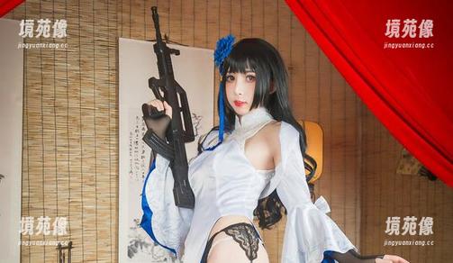 雯粥粥i的蕾姆婚纱写真：看完保证你也想问，“有新娘吗？”
